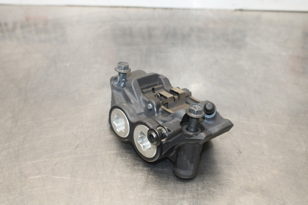 15-17 YAMAHA FJ09 RIGHT LEFT FRONT BRAKE CALIPER SET PAIR CALIPERS BB906