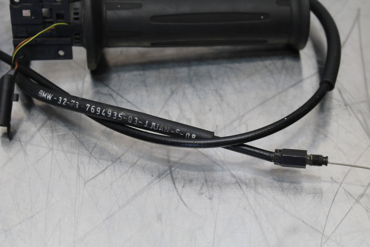 06-12 BMW F800ST THROTTLE CABLE LINE HOUSING GUIDE BB144