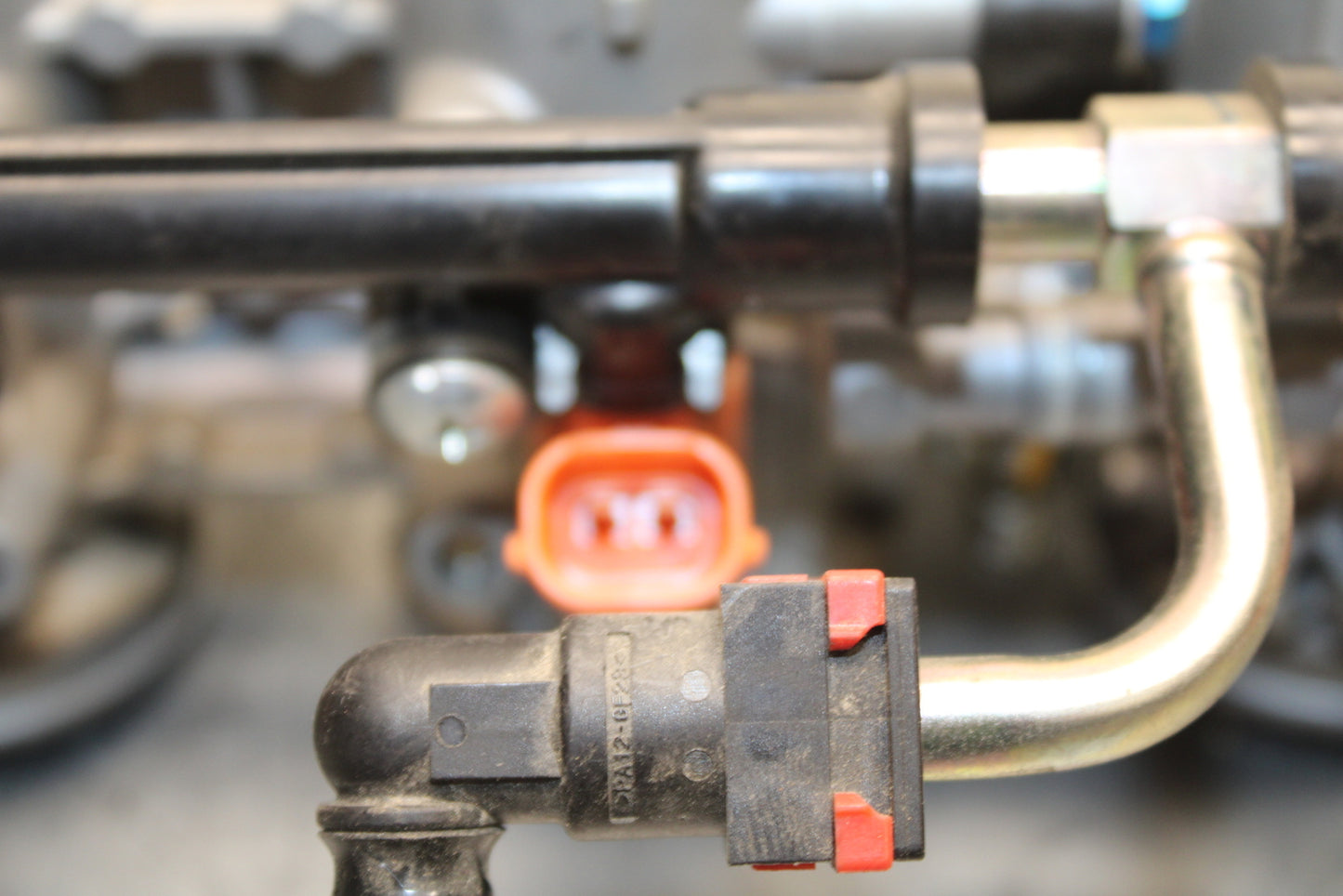 13-18 KAWASAKI NINJA ZX6R MAIN FUEL INJECTORS / THROTTLE BODIES BB682