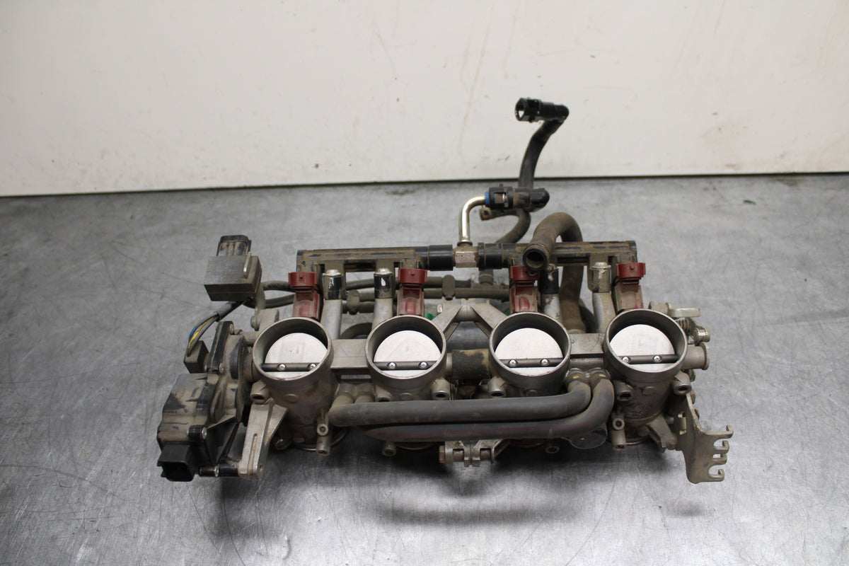 08-10 SUZUKI GSXR 600 MAIN FUEL INJECTORS / THROTTLE BODIES BB753