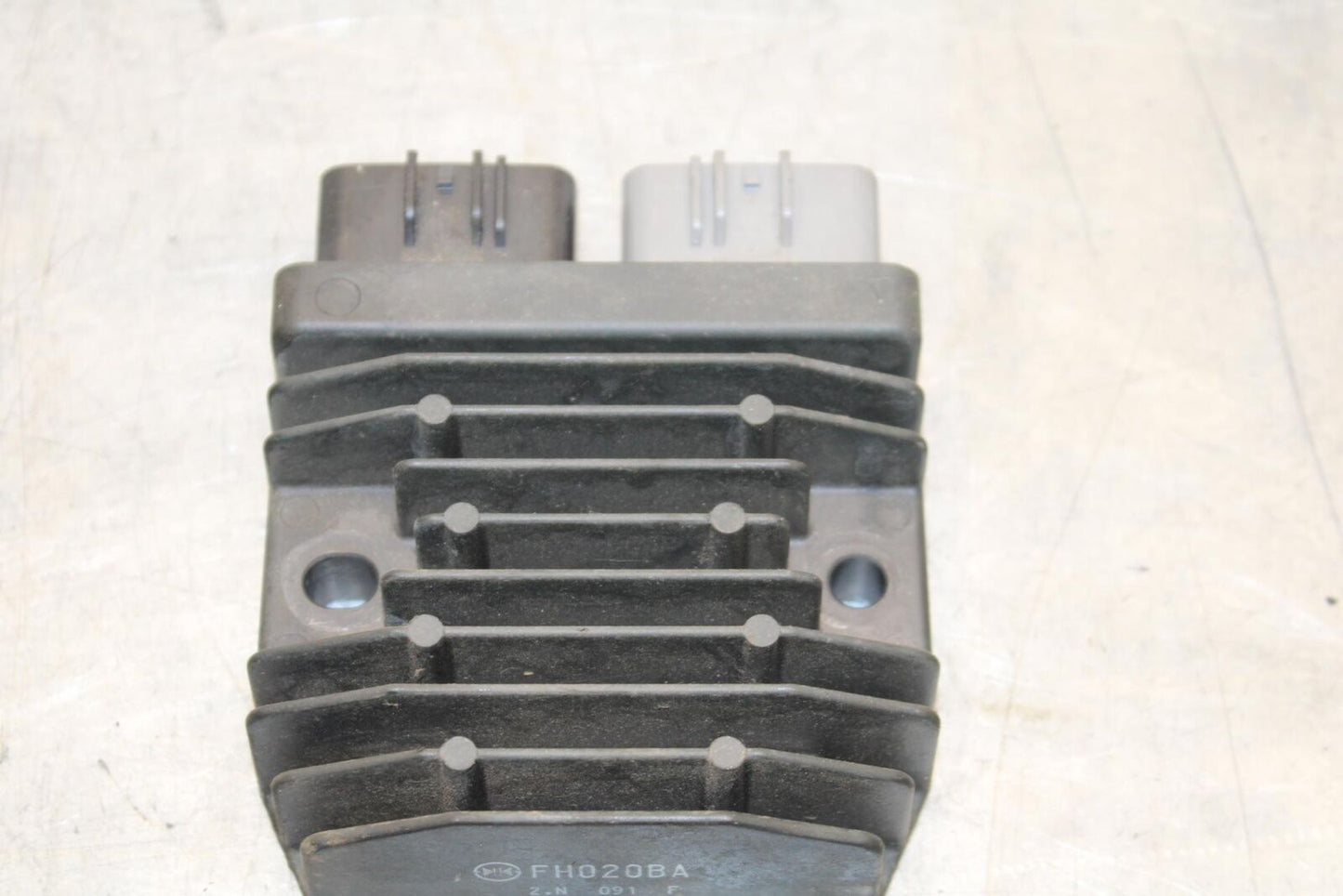 2012 Kawasaki Ninja ZX14R ZX1400E RECTIFIER VOLTAGE REGULATOR BB60