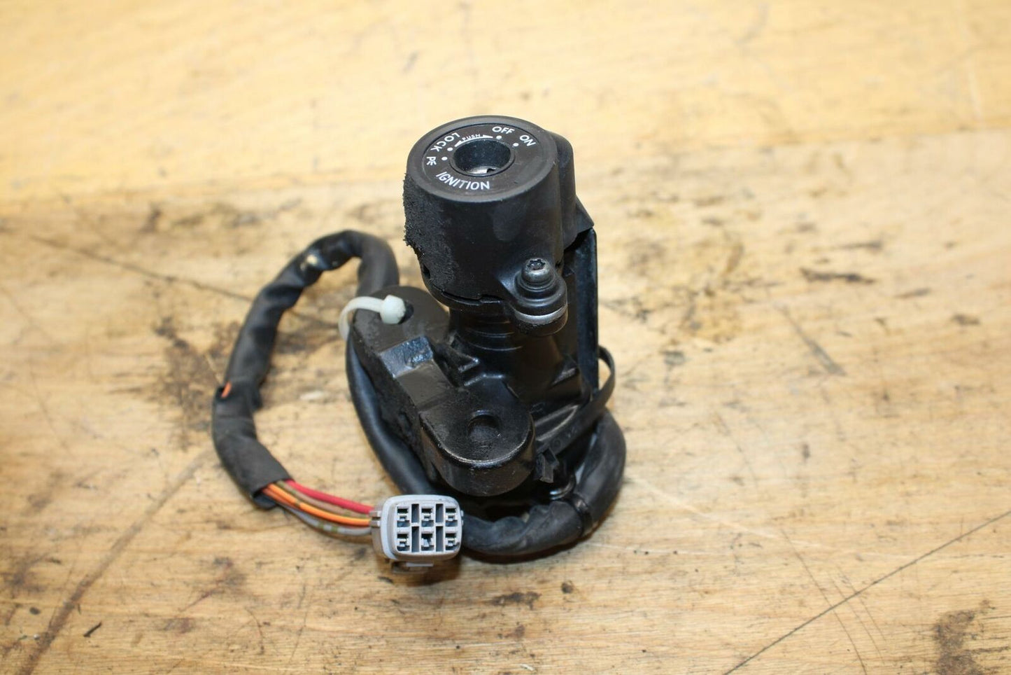 09-11 SUZUKI GSXR1000 IGNITION LOCK W KEY BB205