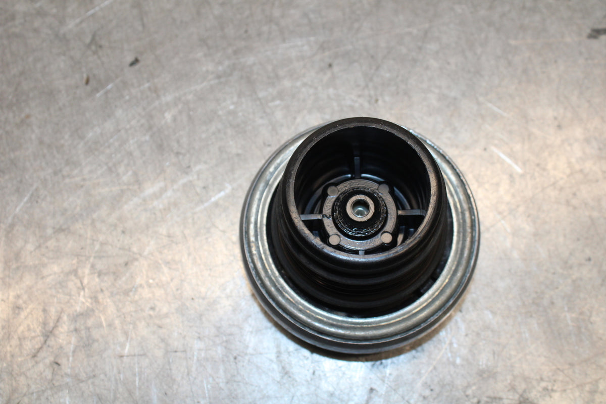 04-16 HARLEY-DAVIDSON SPORTSTER 883 FUEL TANK GAS CAP BB680