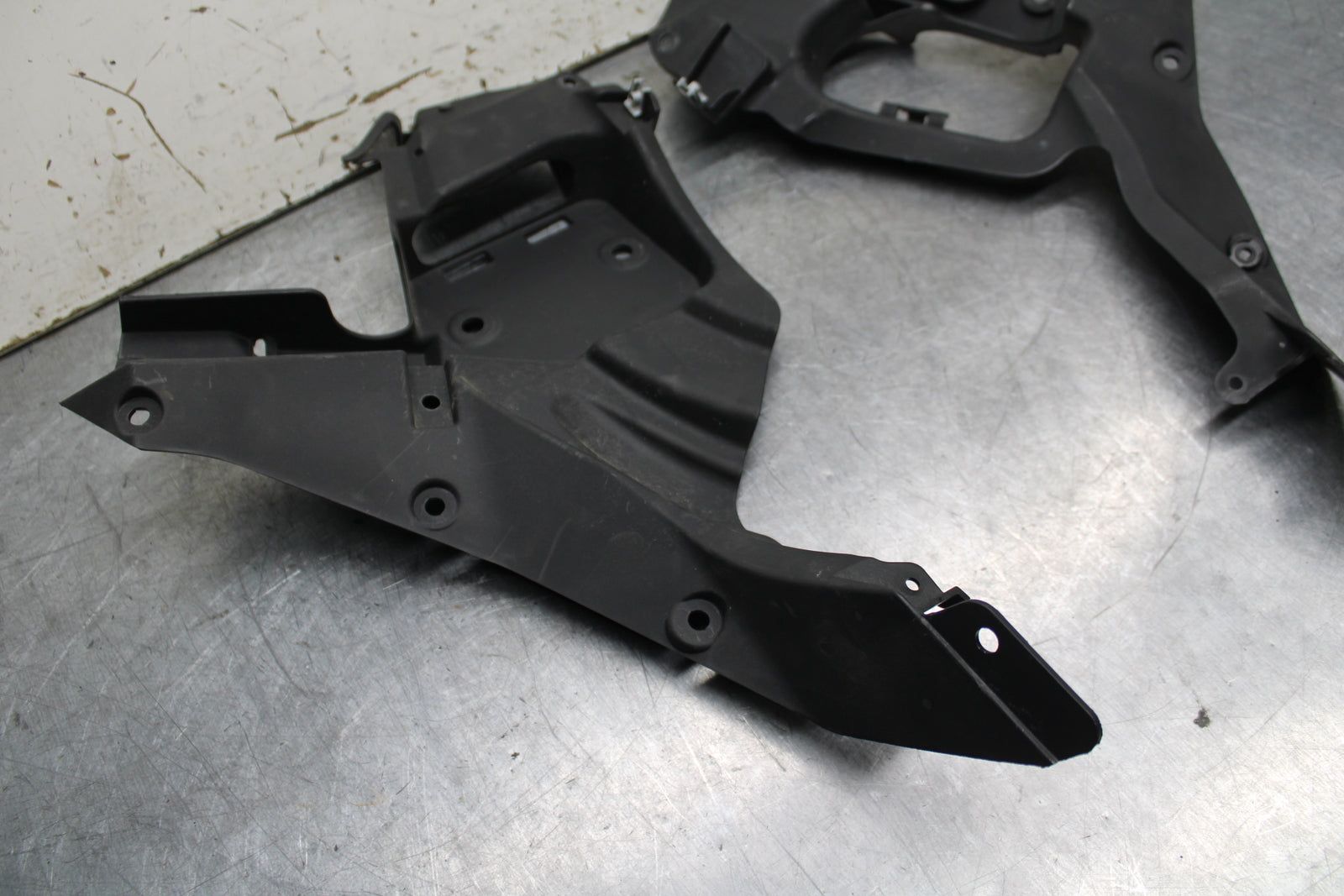 21-24 APRILIA TUONO 660 FACTORY RIGHT LEFT INNER FAIRINGS COWLS PANELS  BB733