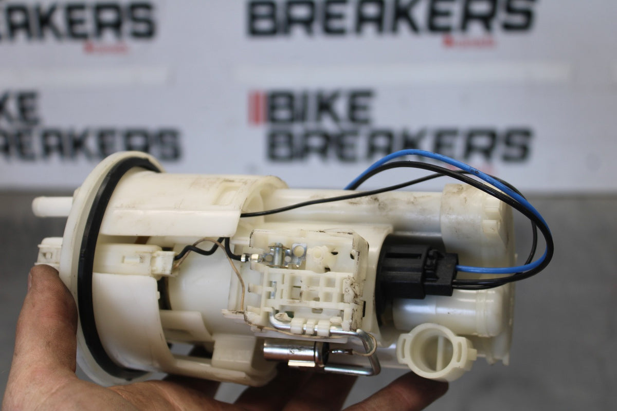 05 YAMAHA YZF R6 PARTS FUEL PUMP GAS PETROL SENDER UNIT BB894