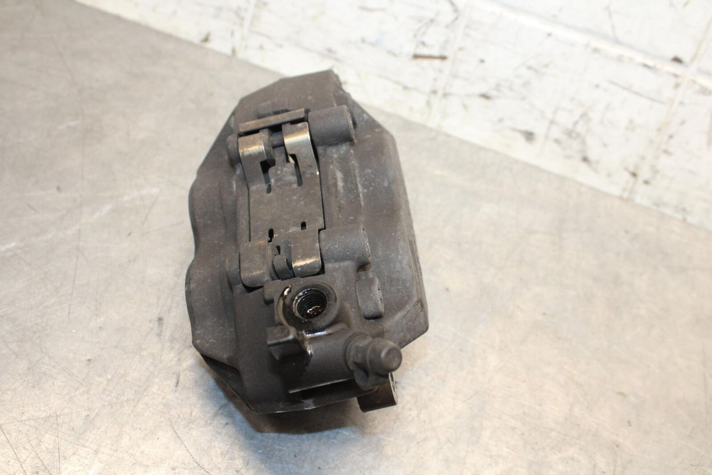 2000 Honda CBR600F4 RIGHT LEFT FRONT BRAKE CALIPER SET PAIR CALIPERS BB552