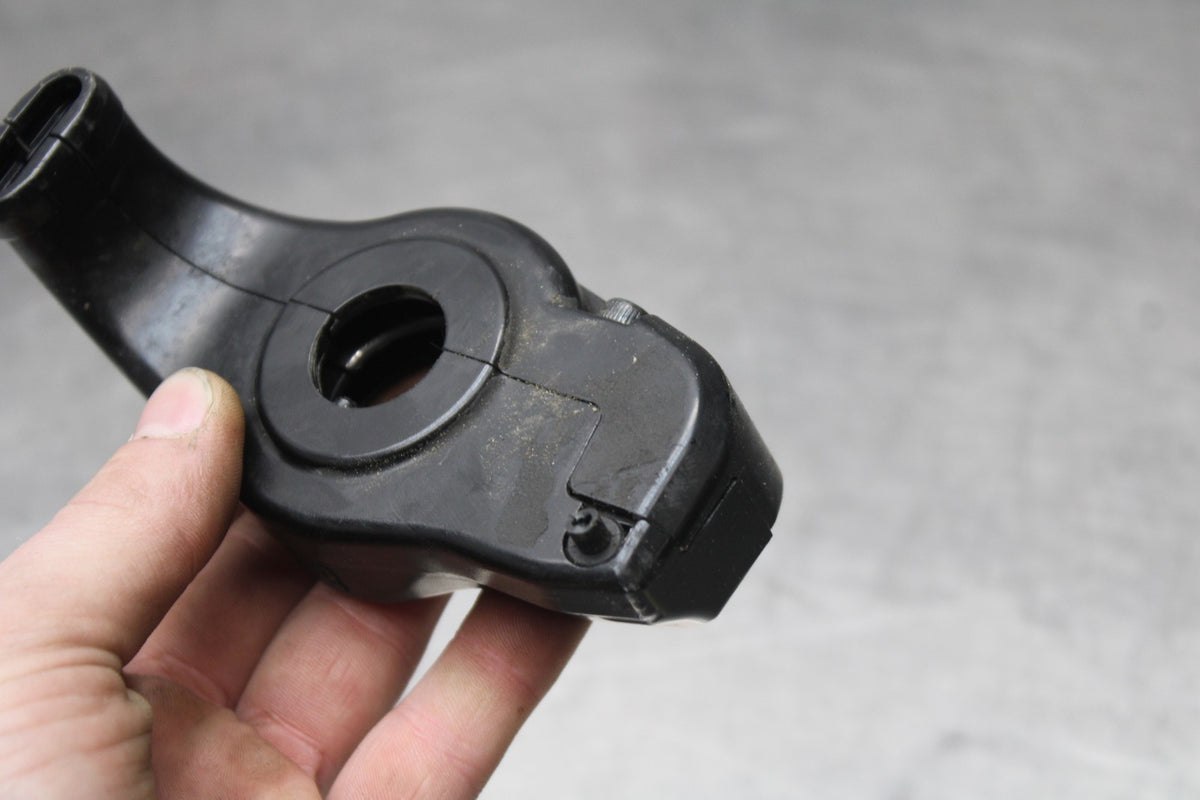 18 YAMAHA SUPER TENERE THROTTLE CABLE LINE HOUSING GUIDE BB832