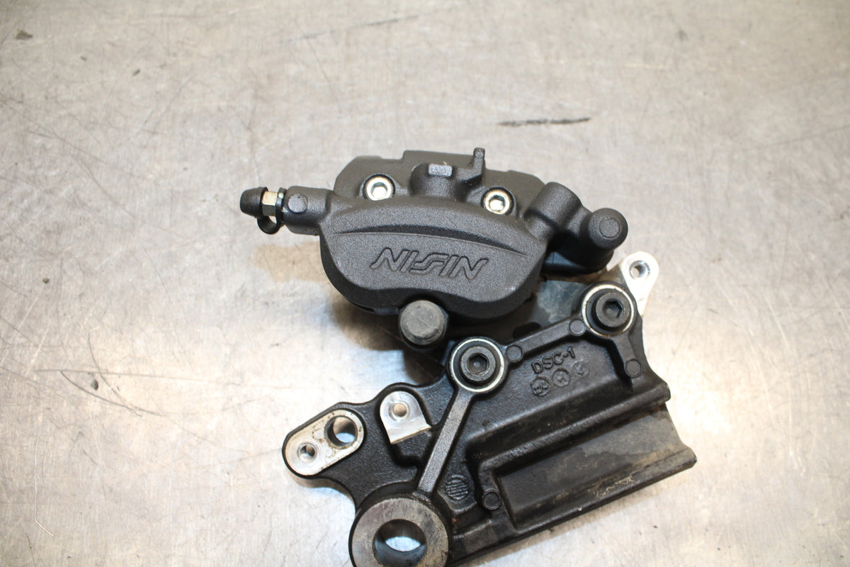 24 KAWASAKI NINJA 500 ABS REAR BACK BRAKE CALIPER W MOUNT BRACKET BB744