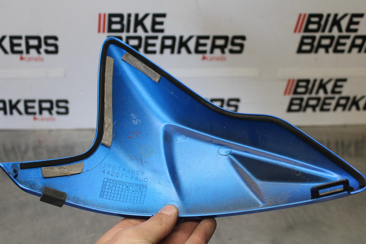 18 SUZUKI GSXR750 LEFT FRONT GAS TANK FUEL CELL FAIRING COWL COVER BB891