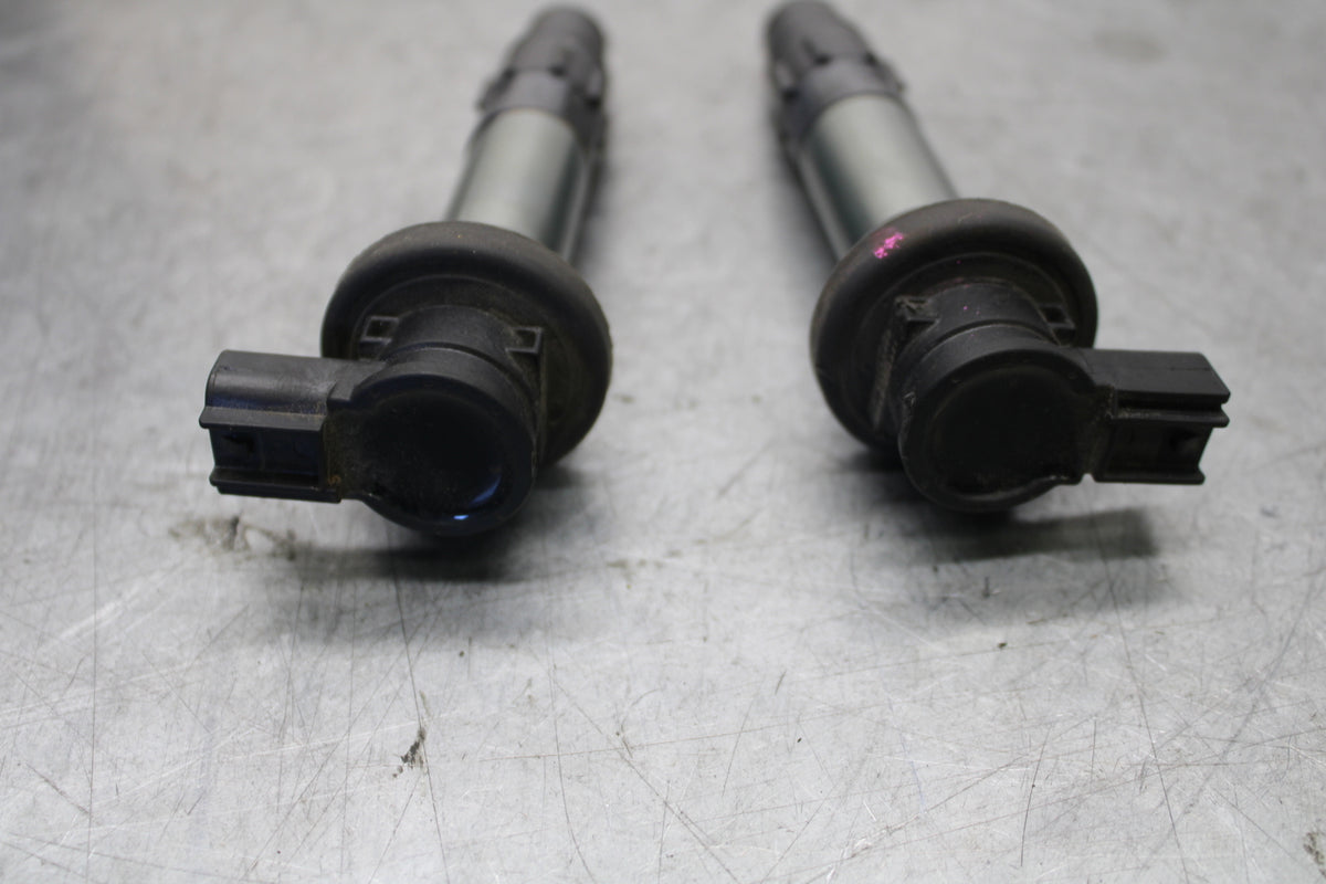 18-23 KAWASAKI NINJA 400 IGNITION COILS COIL SPARK PLUG CAPS BB679