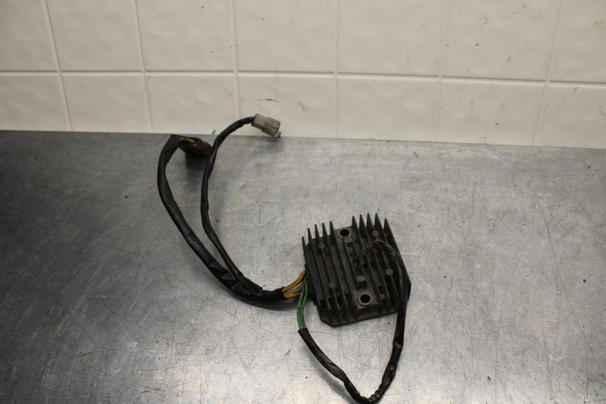 07-11 KTM  990 SUPER DUKE RECTIFIER VOLTAGE REGULATOR BB578