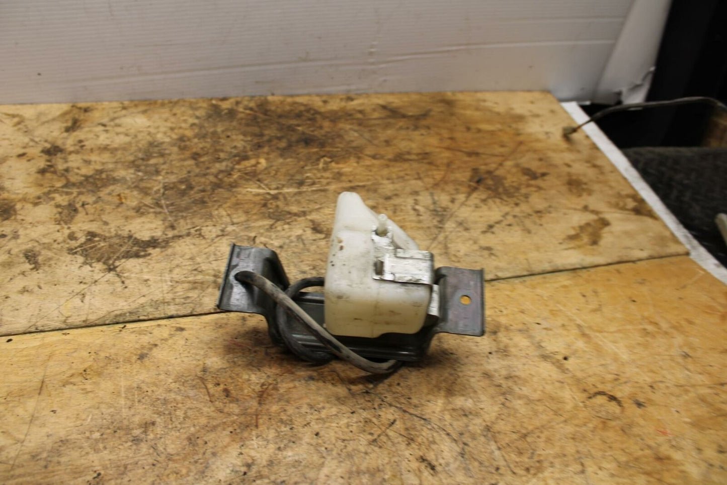 07-11 SUZUKI VSTROM 650 COOLANT WATER TANK RESERVOIR BOTTLE BB340