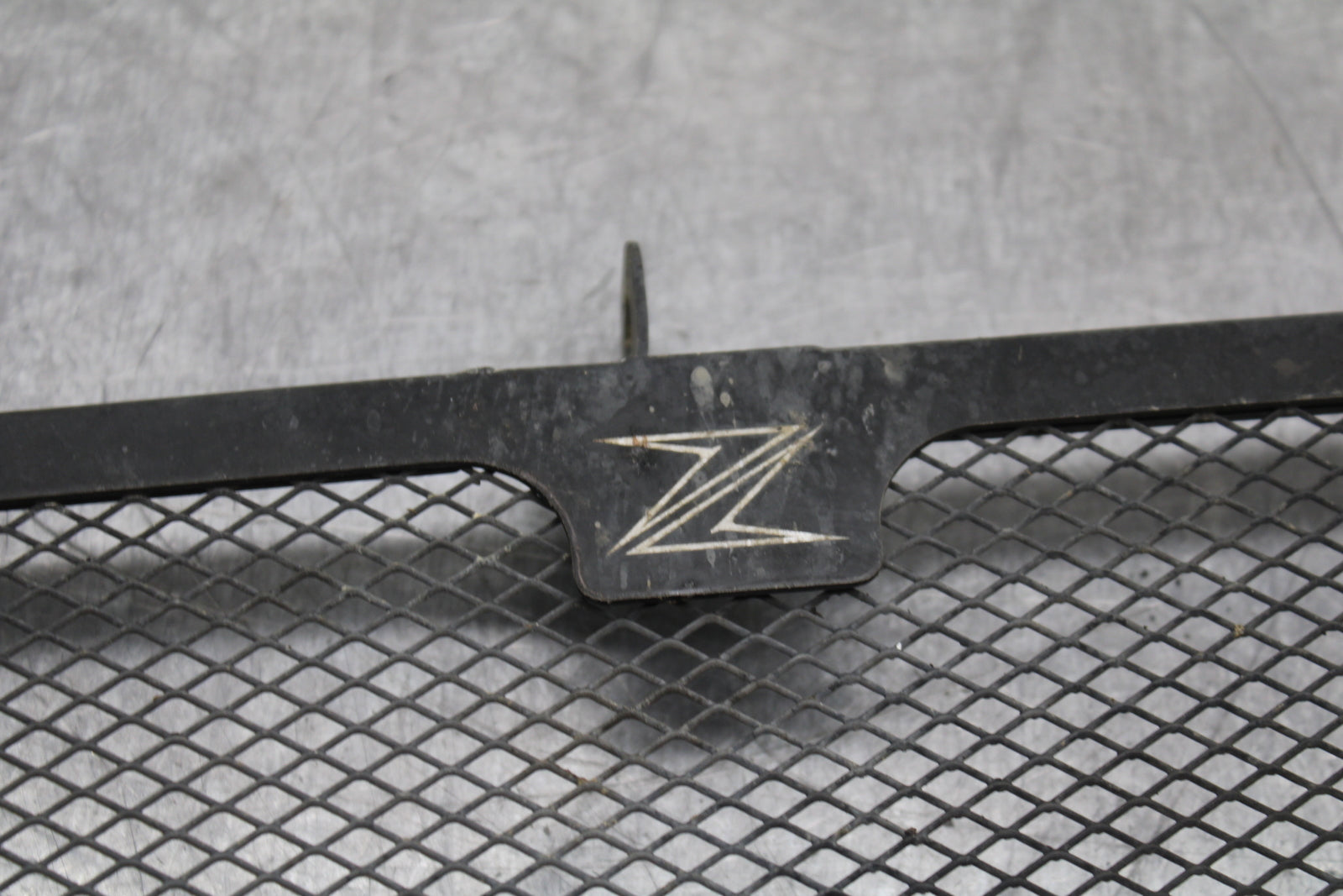 12-13 KAWASAKI Z1000 ENGINE RADIATOR RADIATER COVER GUARD  BB743