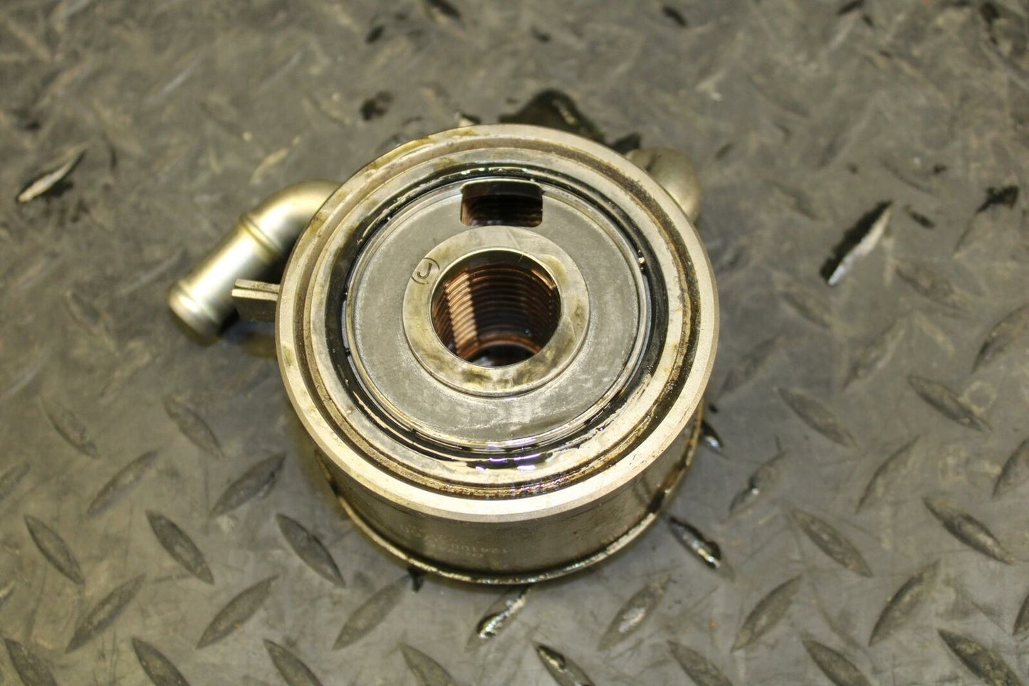 07 YAMAHA YZF R1 ENGINE MOTOR OIL COOLER  BB191 A