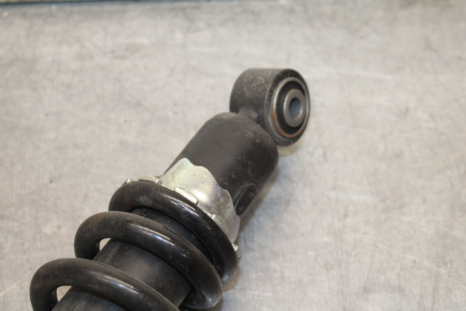 19-22 KAWASAKI Z400 REAR BACK SHOCK ABSORBER SUSPENSION BB738