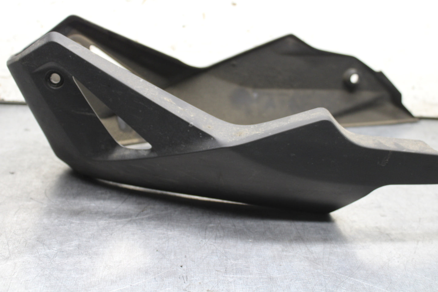 15-16 HONDA CB300F LOWER BOTTOM BELLY FAIRING COWL BB740