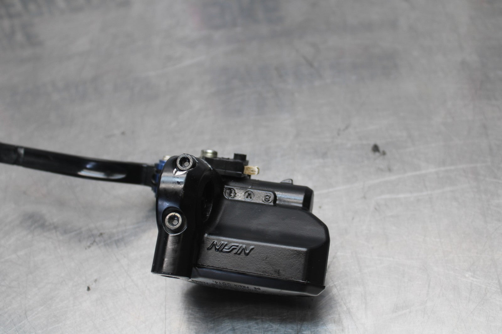 09-10 KAWASAKI ER-6N FRONT BRAKE MASTER CYLINDER w/ LEVER BB205