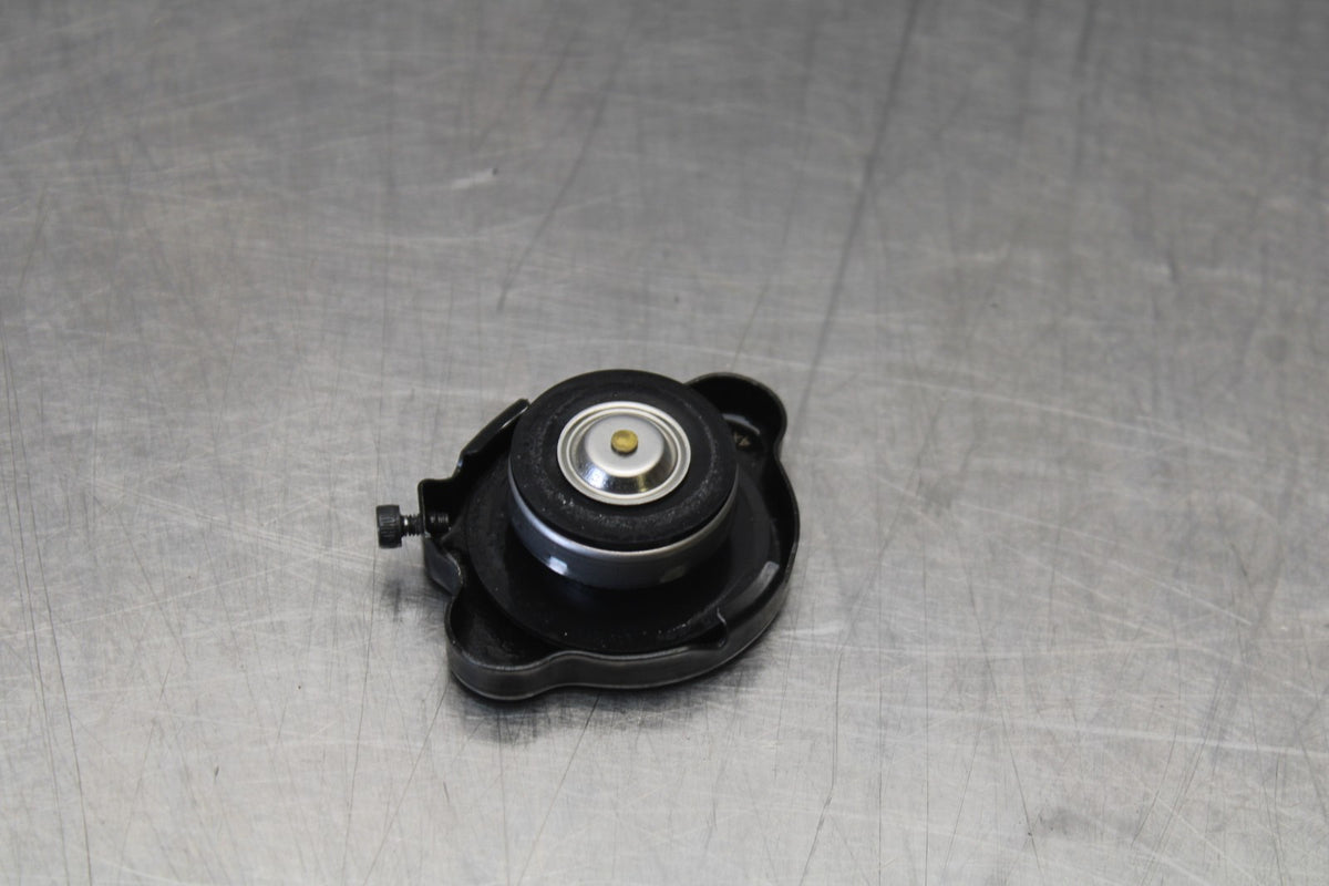 22-25 YAMAHA YZF R7 RADIATOR CAP BB850