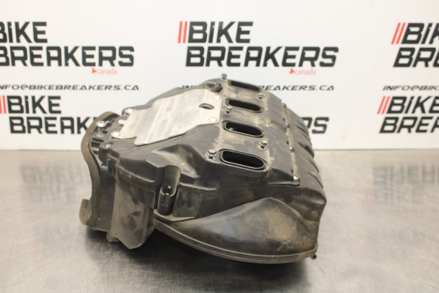 08 KAWASAKI NINJA ZX10R AIRBOX AIR INTAKE FILTER BOX BB201