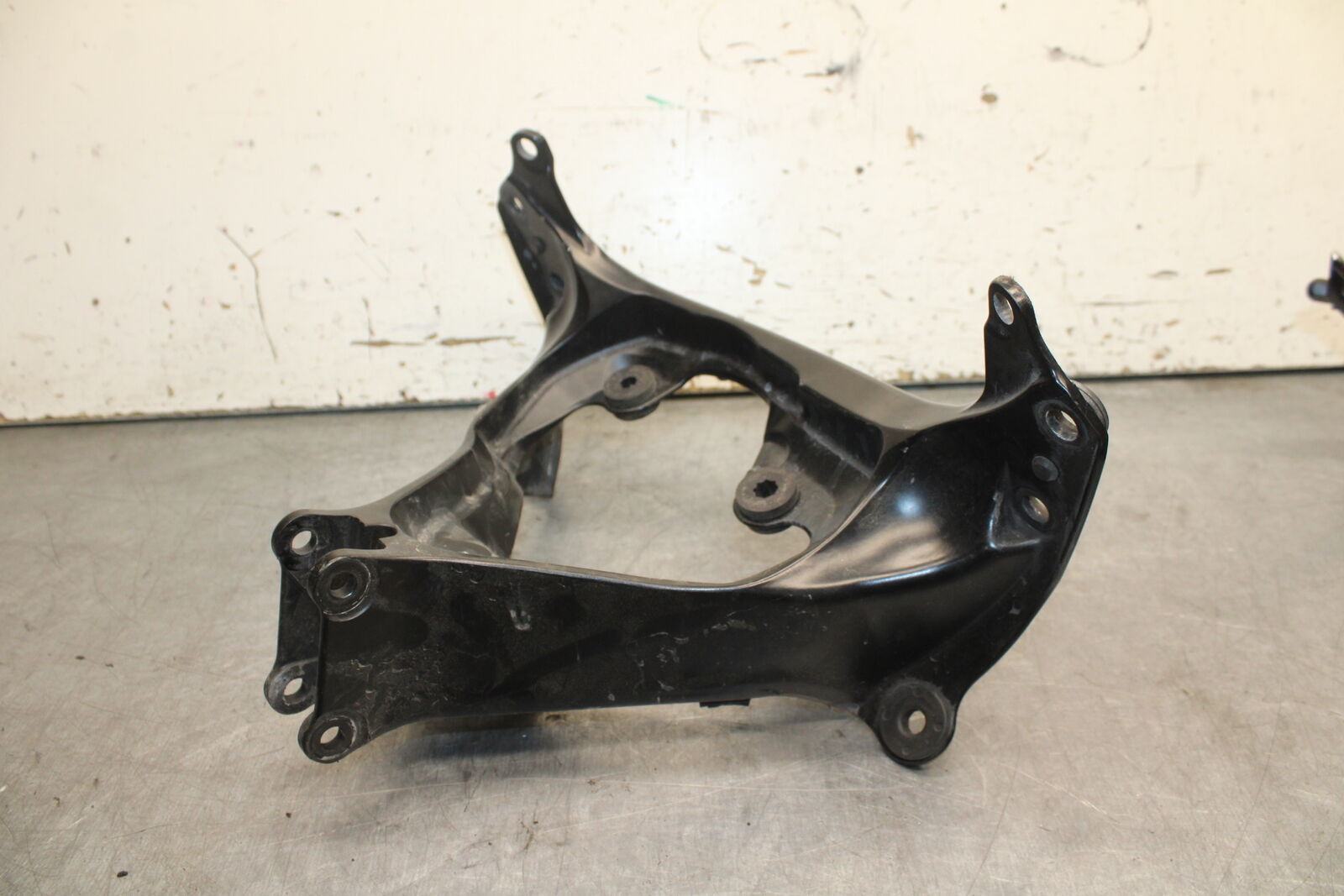08-09 SUZUKI GSXR600 UPPER FAIRING MIRROR GAUGES STAY BRACKET BB728