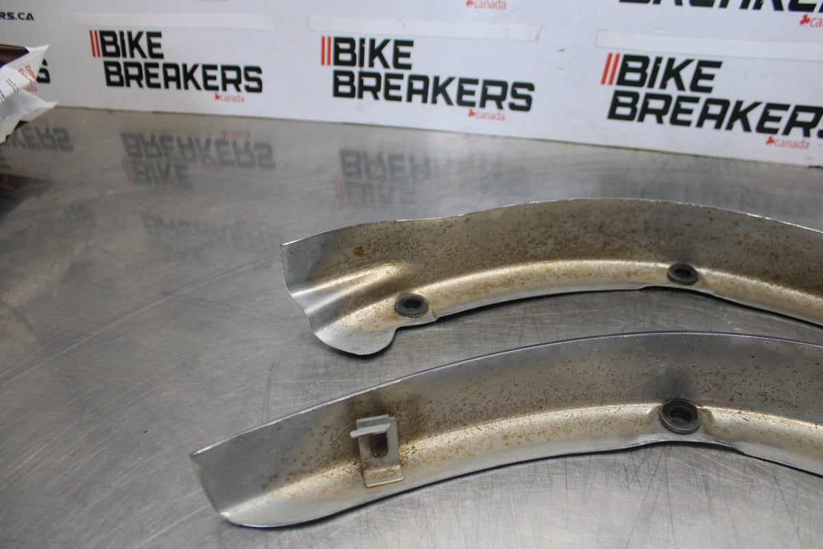 08 KAWASAKI VULCAN 1600 VN1600D NOMAD REAR FRAME SUBFRAME COVER GUARDS BB904
