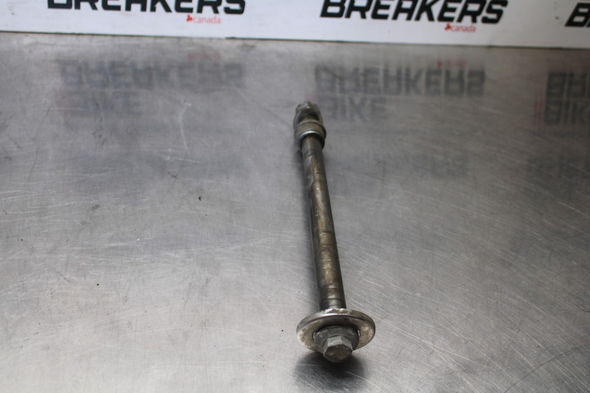 03 KAWASAKI VULCAN 1600 REAR AXLE BACK WHEEL RIM PIVOT BOLT AXEL BB865