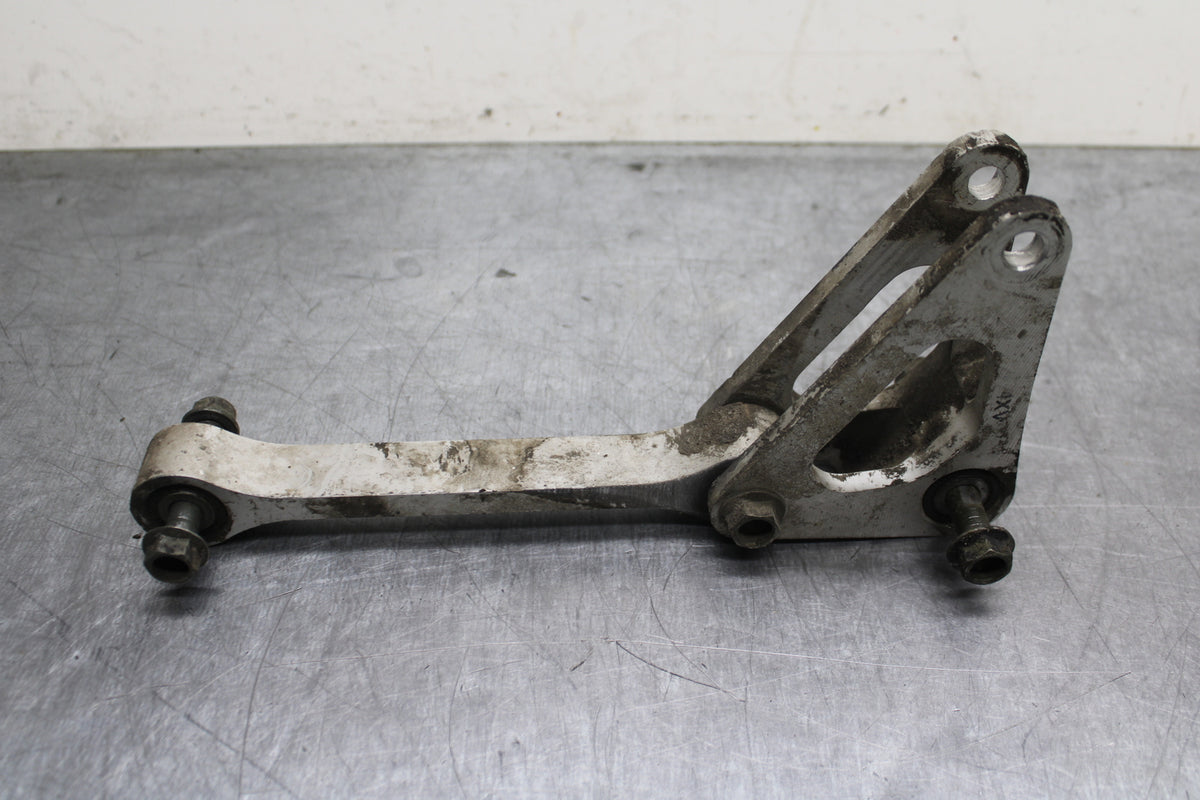 00-01 YAMAHA YZF R1 REAR DOGBONE SHOCK LINKAGE LINK BB755