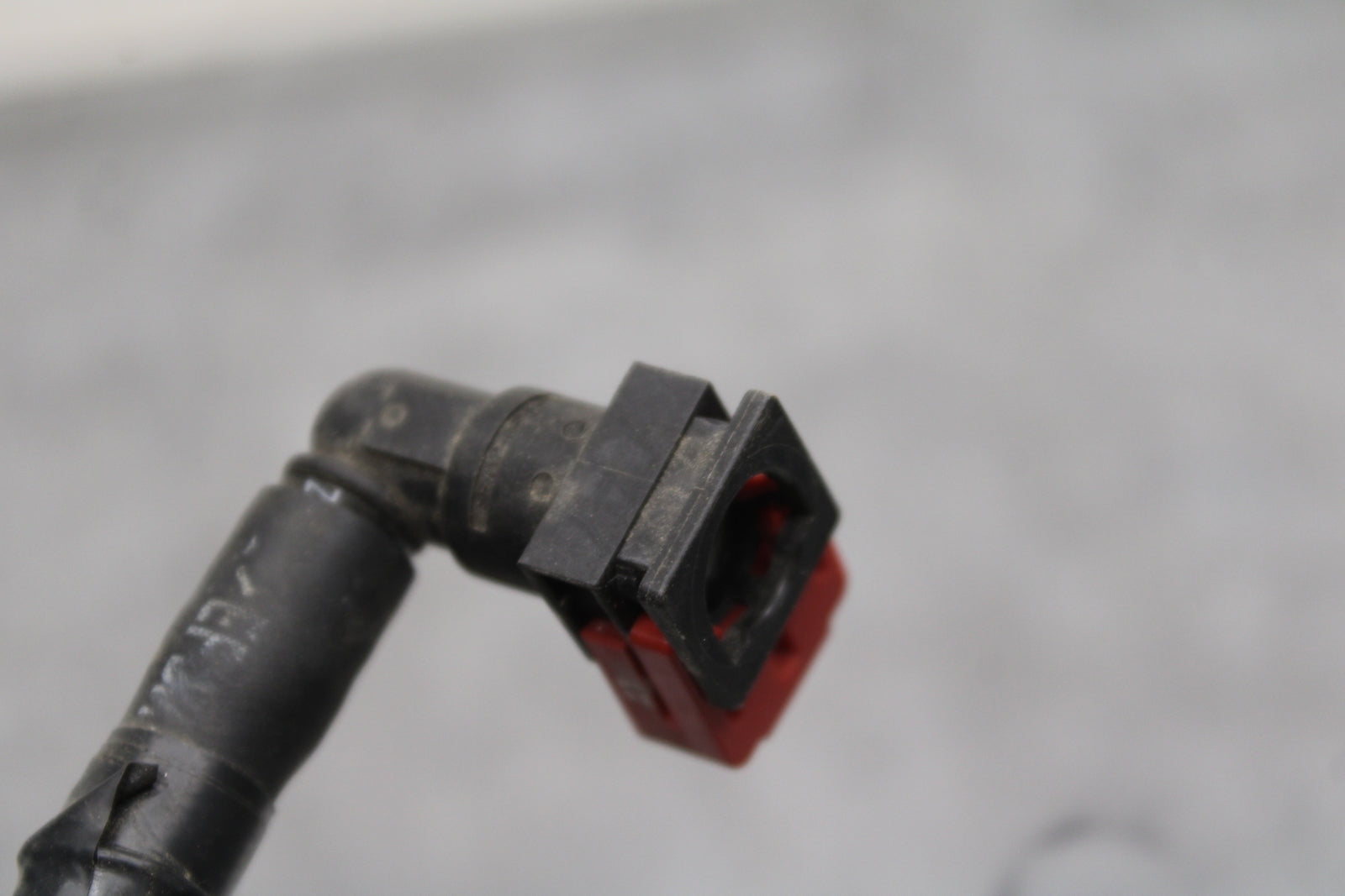 13-18 KAWASAKI NINJA ZX6R FUEL HOSE GAS LINE TUBE PIPE BB130