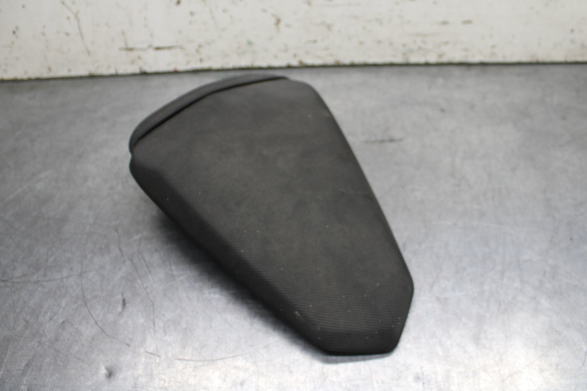 18-23 KAWASAKI NINJA 400 EX400 ABS REAR BACK PASSENGER SEAT PAD SADDLE  BB747