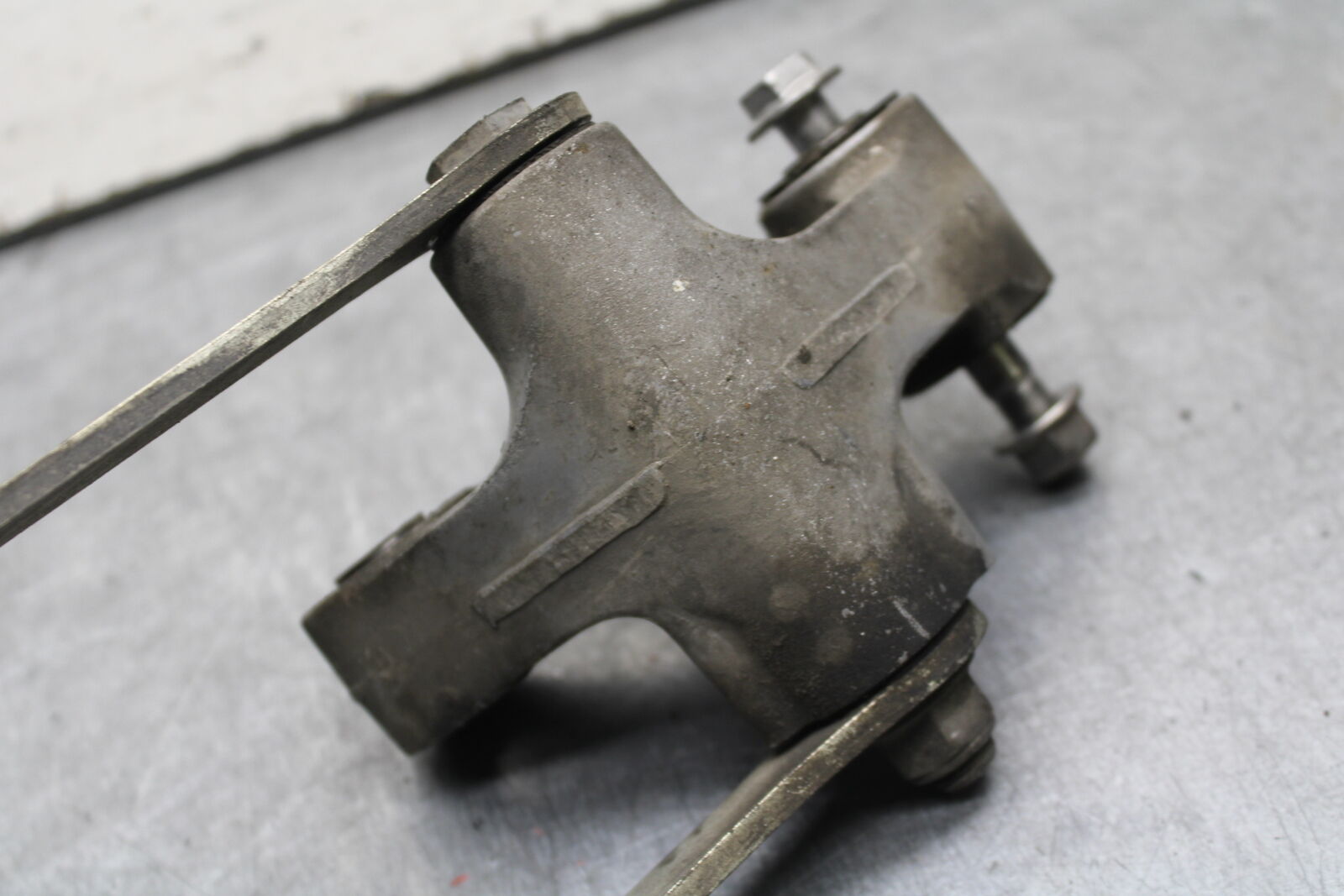 13-18 KAWASAKI NINJA ZX6R REAR DOGBONE SHOCK LINKAGE 39007-0045 39111-0316 BB666