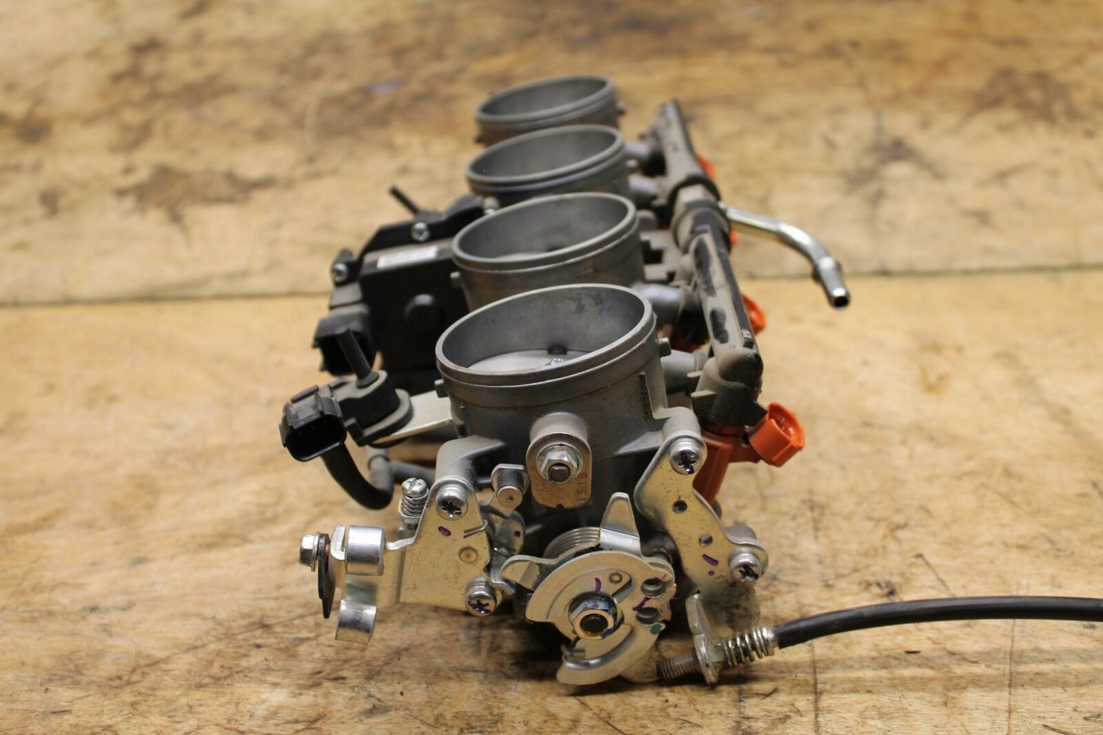 19-20 KAWASAKI NINJA ZX6R MAIN FUEL INJECTORS / THROTTLE BODIES BB338