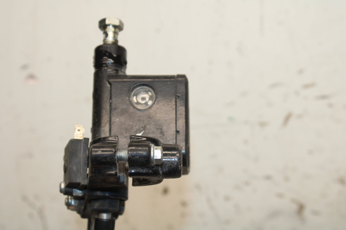 13-16 KTM 390 DUKE FRONT BRAKE MASTER CYLINDER w/ LEVER BB748