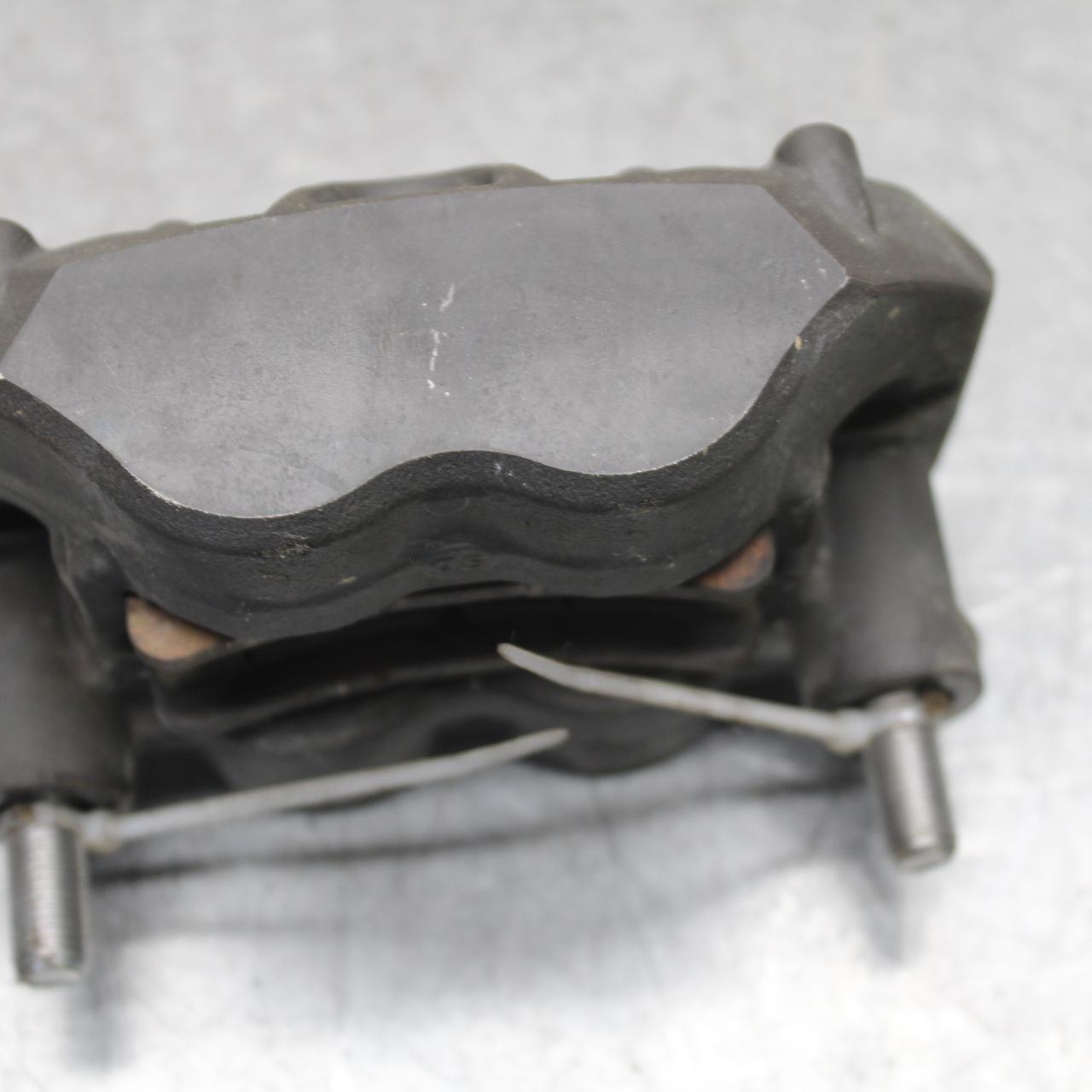 21 KAWASAKI NINJA ZX6R RIGHT LEFT FRONT BRAKE CALIPER SET PAIR CALIPERS BB647