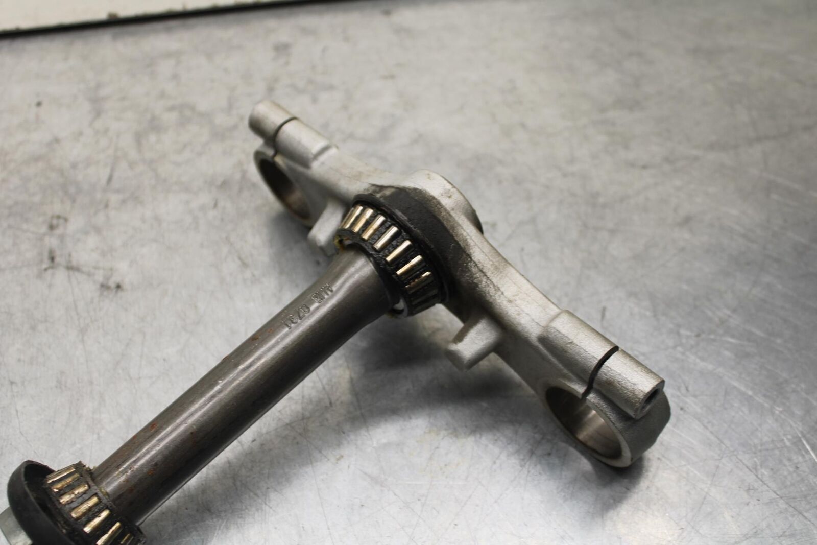 04-09 SUZUKI GS 500 FH GS500F FRONT FORKS CLAMP LOWER TRIPLE TREE STEM BB97