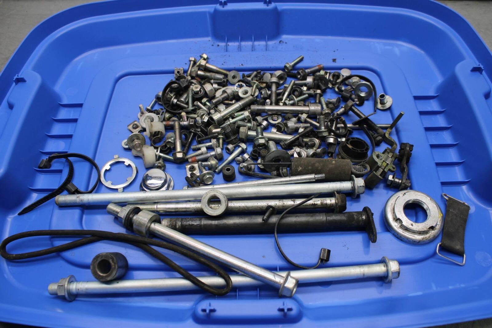 2008 Honda CBF1000 MISCELLANEOUS MOUNTING BOLTS HARDWARE MOTOR SCREWS BB641