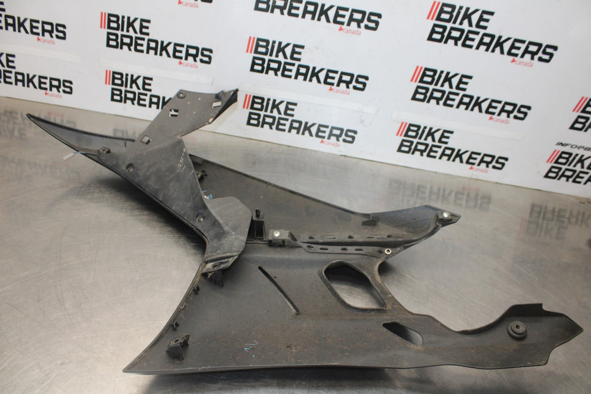 23 YAMAHA YZF R3 RIGHT LOWER MID UPPER SIDE FAIRING COWL  BB003
