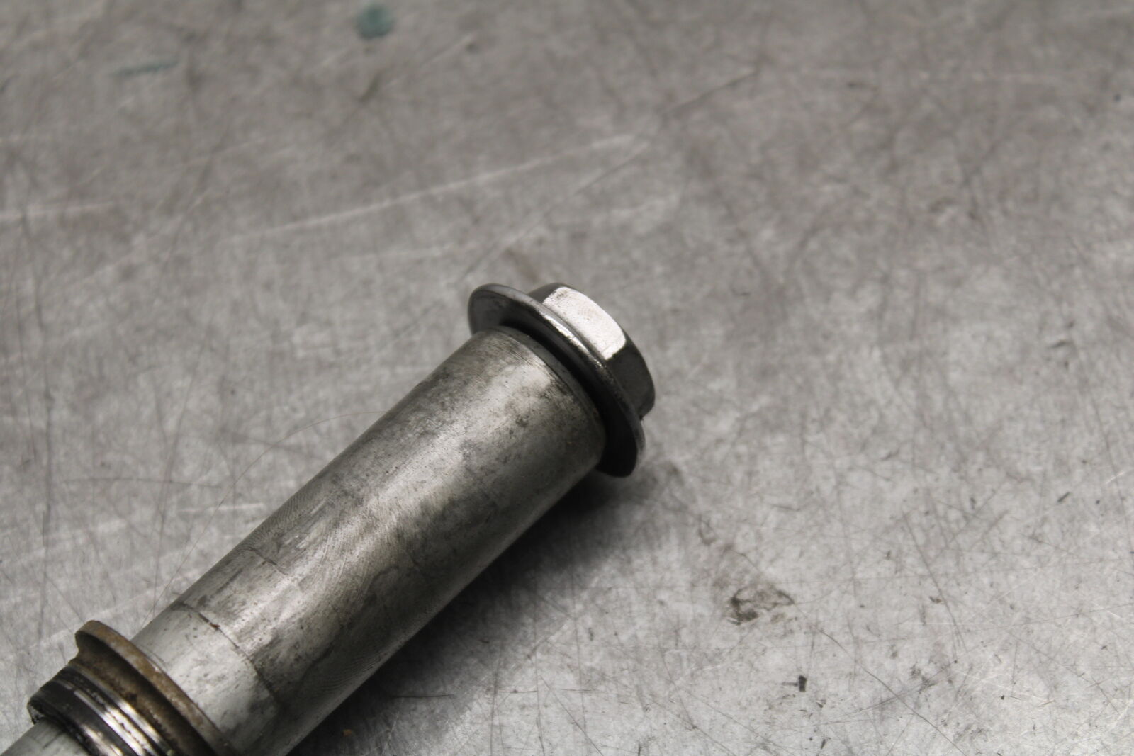 17-21 HONDA CBR1000RR SP FRONT WHEEL RIM AXLE PIVOT BOLT BB681