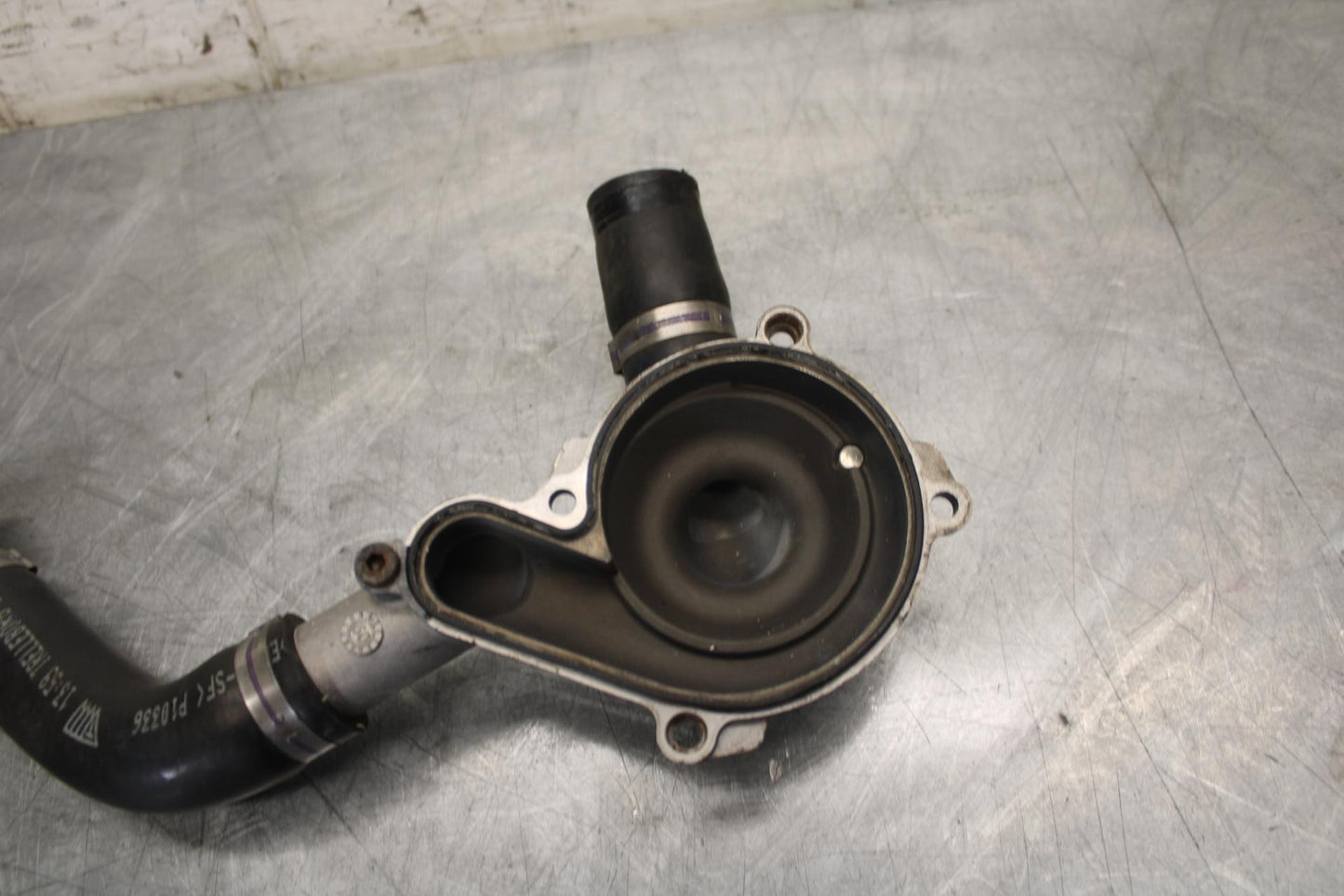 2010 Aprilia RSV1000R ENGINE WATER COOLANT PUMP COVER BB513
