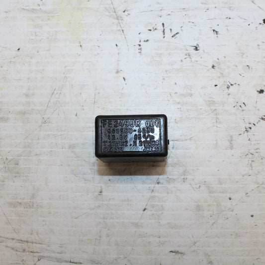 06-07 SUZUKI GSXR600 TURN SIGNAL BLINKER FUEL RELAY FLASHER SWITCH BB245