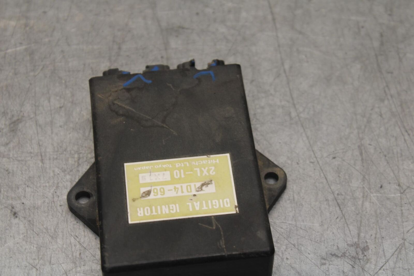 1988 Yamaha FZ600 ECU COMPUTER CONTROLLER UNIT BLACK BOX ECM CDI  BB601