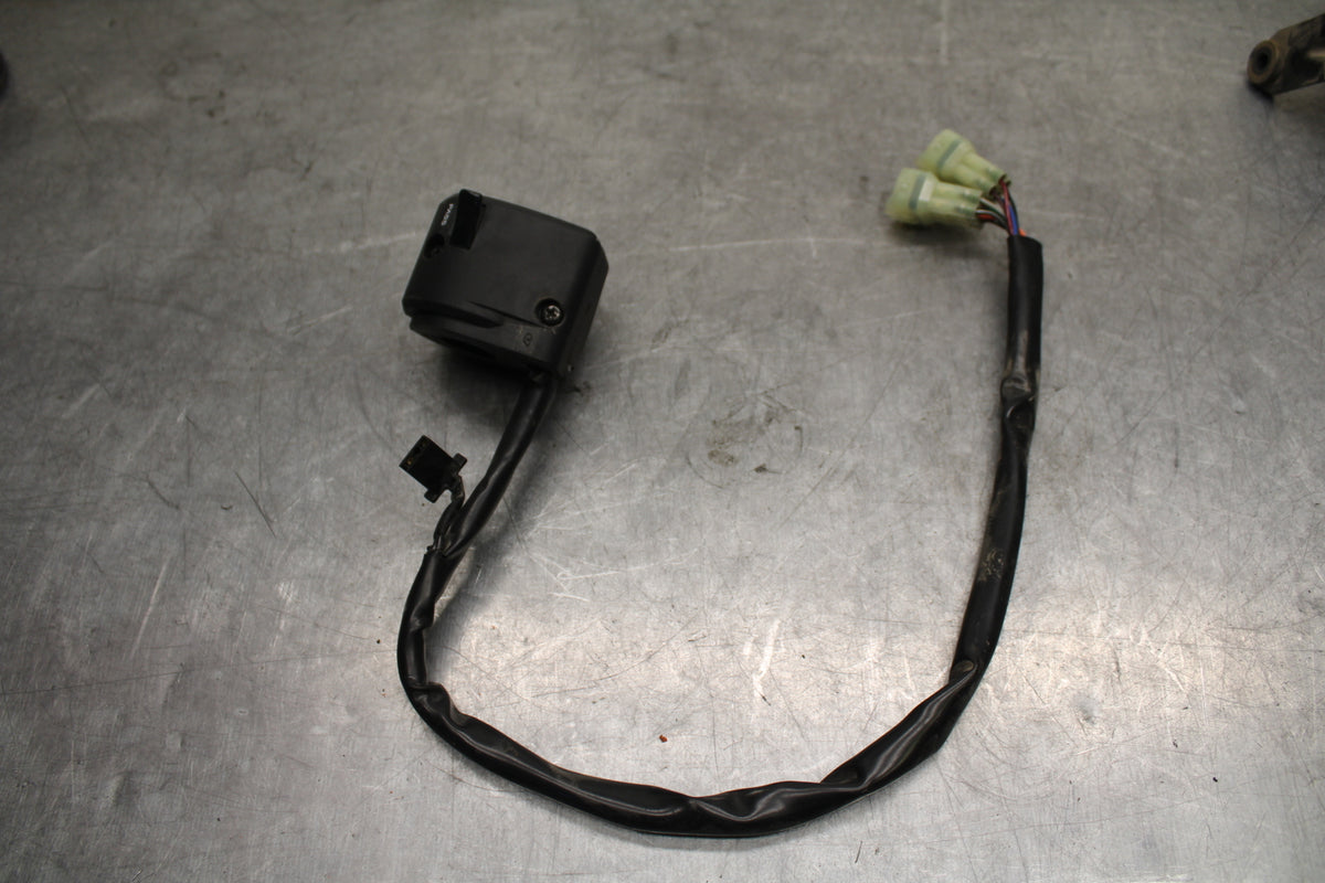 18-24 KAWASAKI NINJA 650 LEFT CLIP ON HANDLE HORN SIGNALS SWITCH SWITCHES BB725
