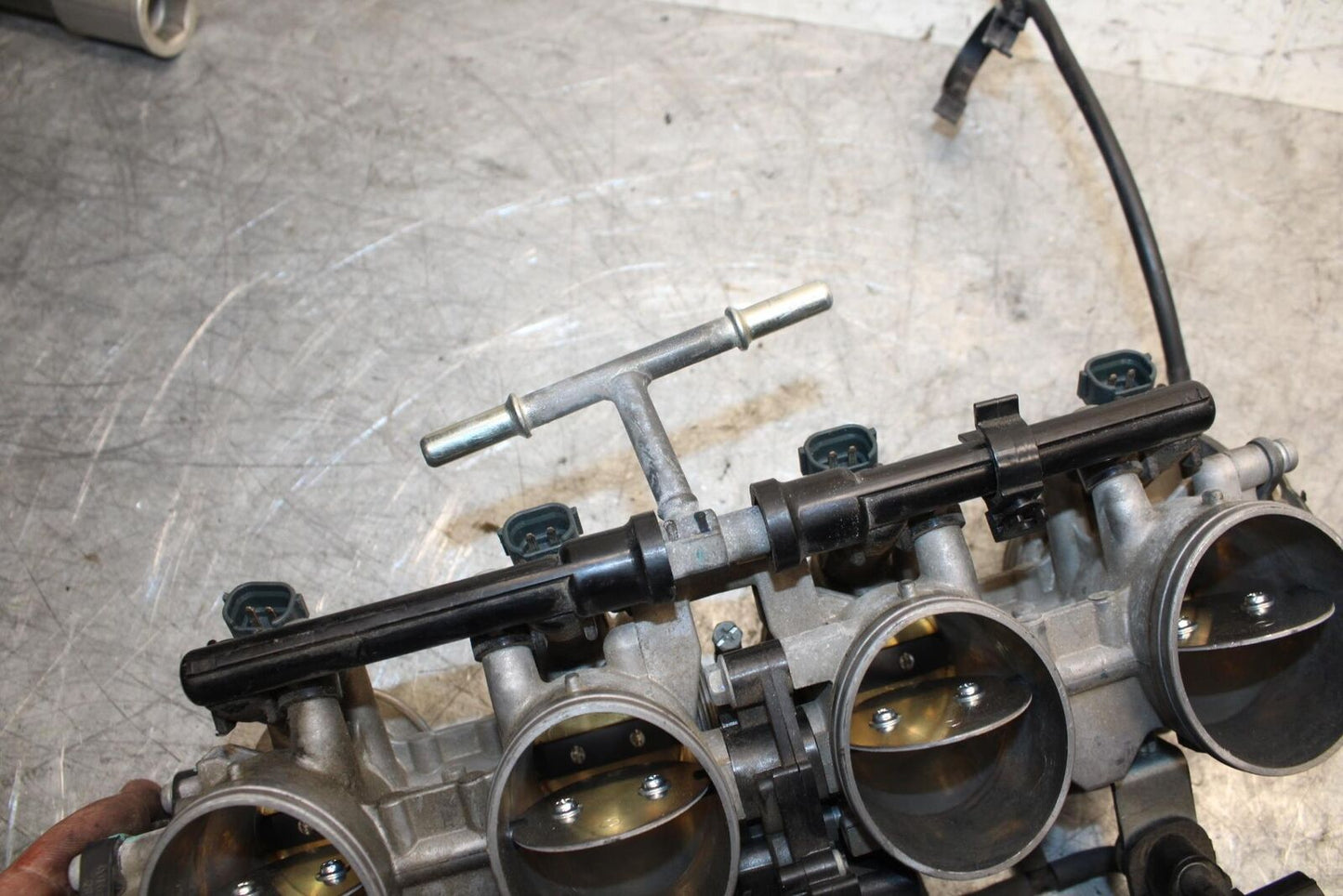 2009 Kawasaki Ninja ZX6R ZX600R MAIN FUEL INJECTORS / THROTTLE BODIES BB538