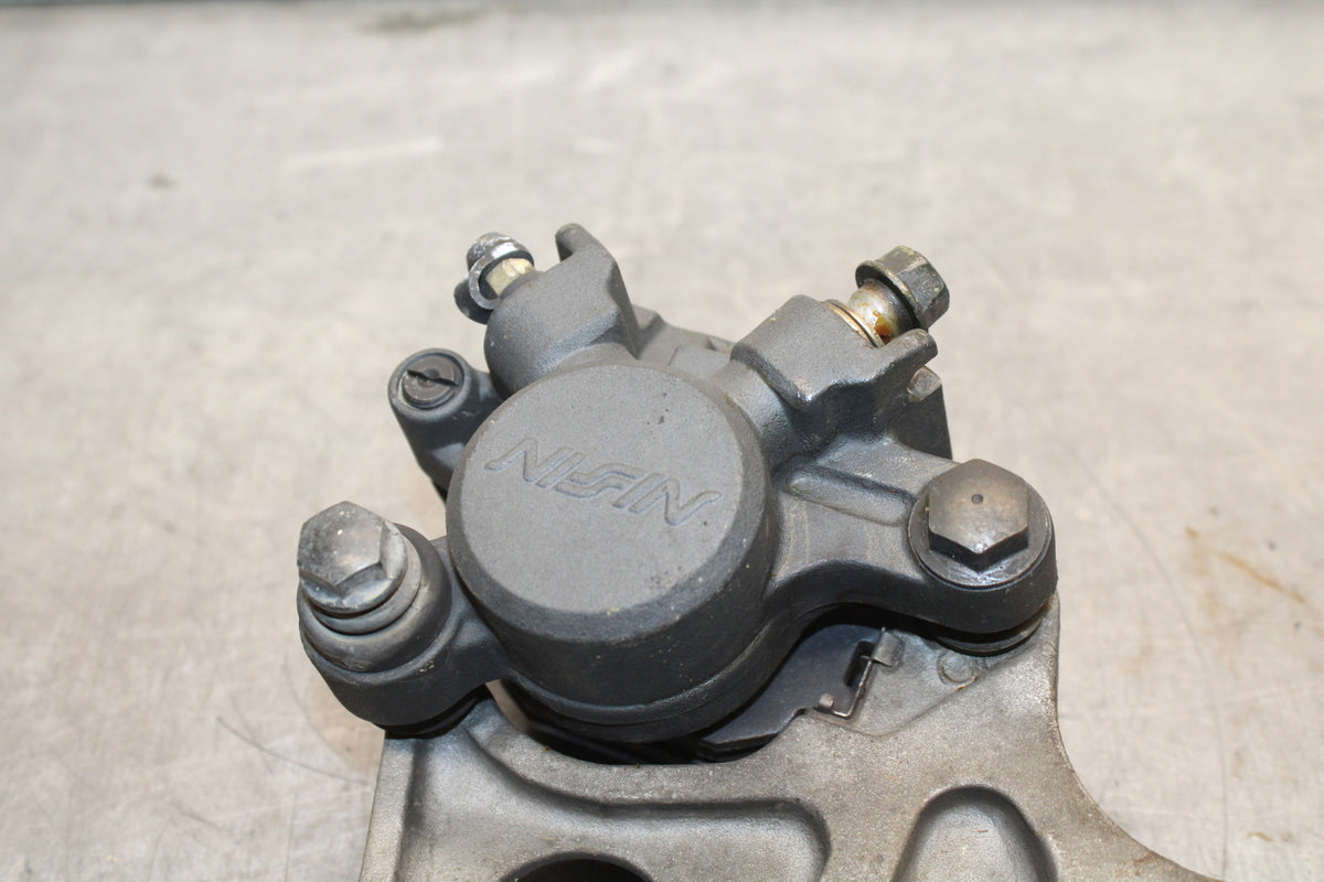01-06 HONDA CBR600F4I REAR BACK BRAKE CALIPER W MOUNT BRACKET BB115