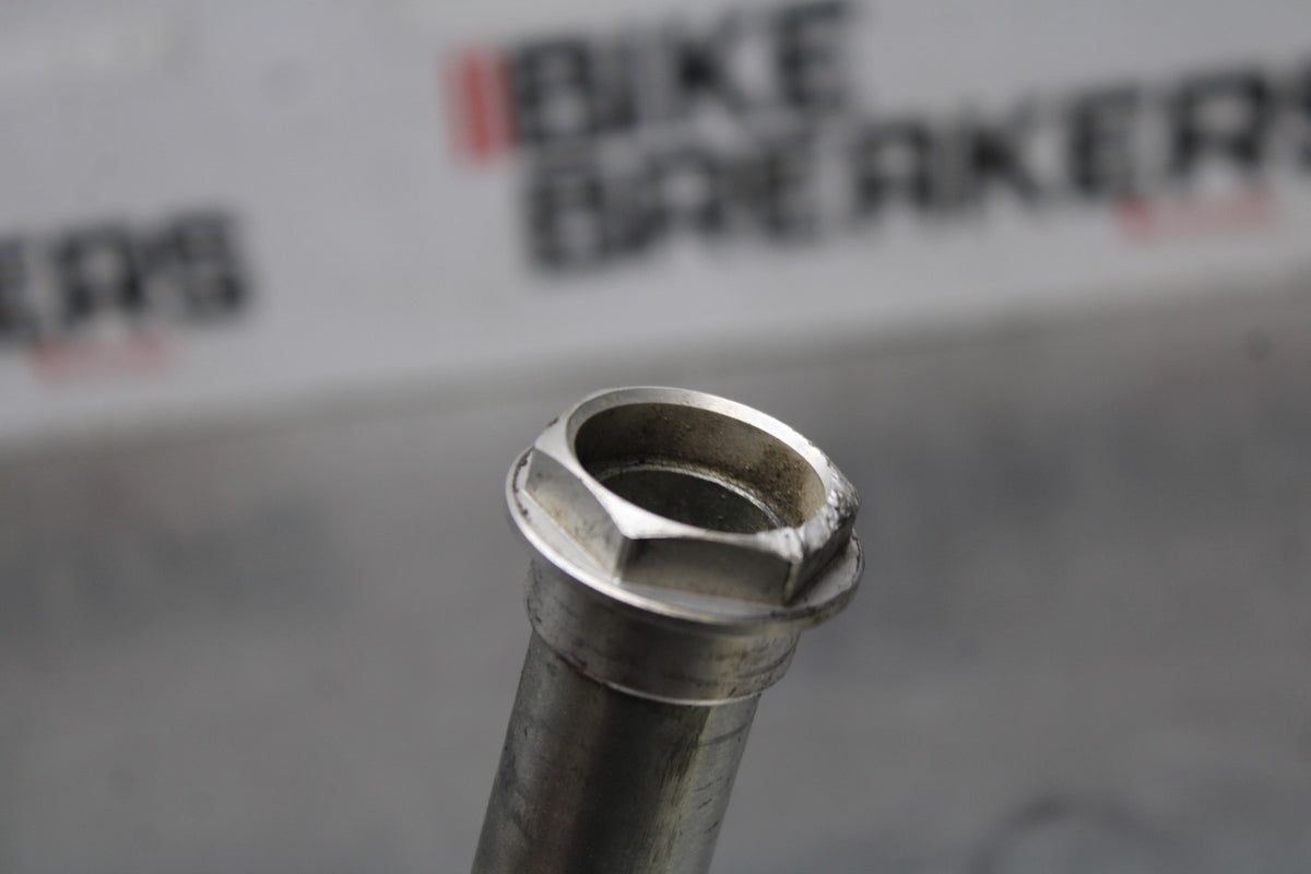 16 DUCATI 959 PANIGALE FRONT WHEEL RIM AXLE PIVOT BOLT BB912