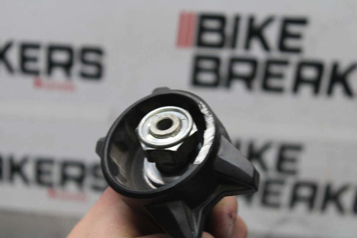 23-24 YAMAHA MT-07 REAR AXLE BACK WHEEL RIM PIVOT BOLT AXEL BB927
