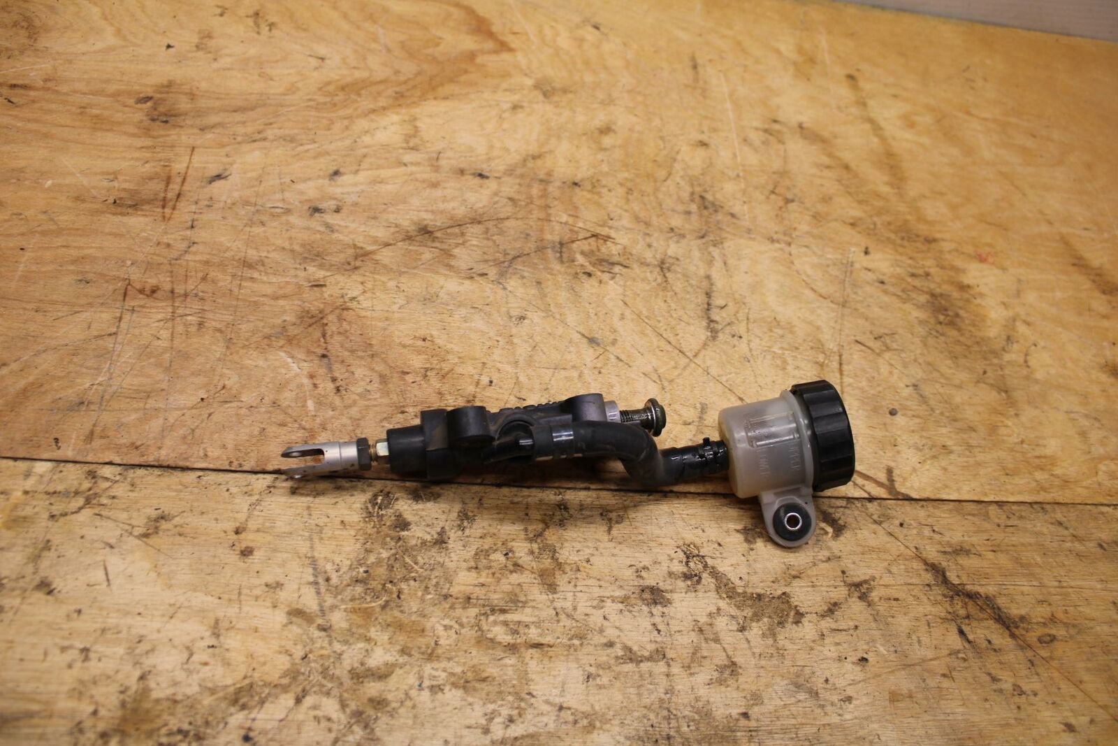 07-08 YAMAHA YZF R1 REAR BACK BRAKE MASTER CYLINDER W RESERVOIR BREMBO BB333