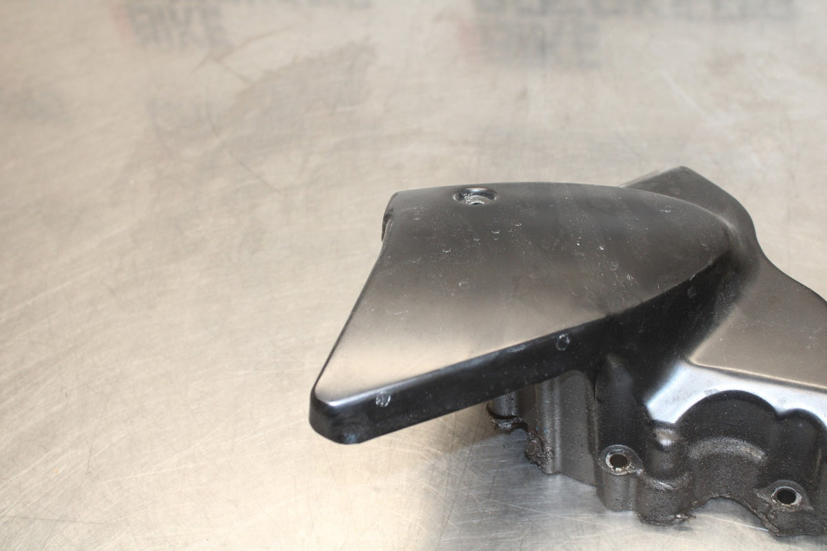 23 KAWASAKI Z900RS ENGINE SPROCKET COVER BB935