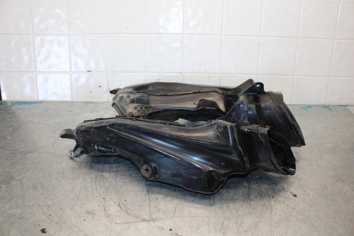 09-16 SUZUKI GSXR1000 RIGHT LEFT AIR INTAKE DUCTS BB439