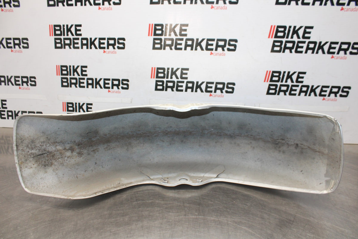 05-09 SUZUKI BOULEVARD C90 FRONT WHEEL FENDER BB918