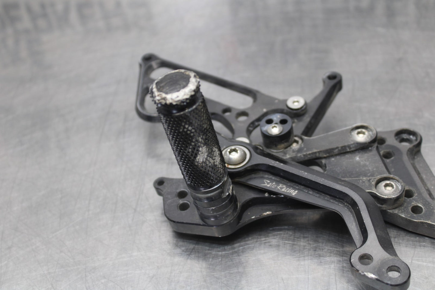 12-14 BMW S1000RR AFTERMARKET RIGHT REARSET REAR SET DRIVER FOOT PEG REST BB204